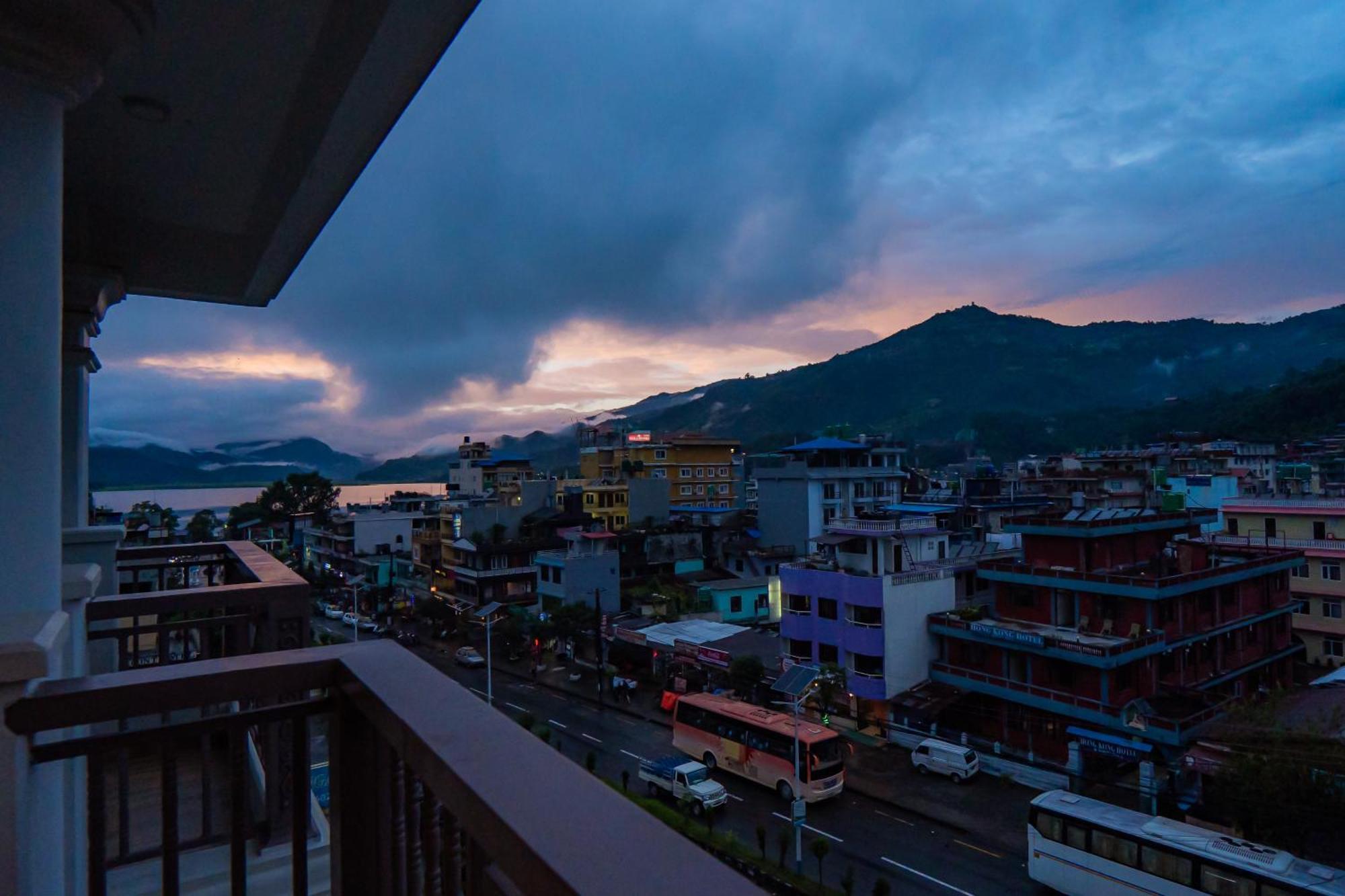Hotel Fewa Trip Pokhara Eksteriør bilde
