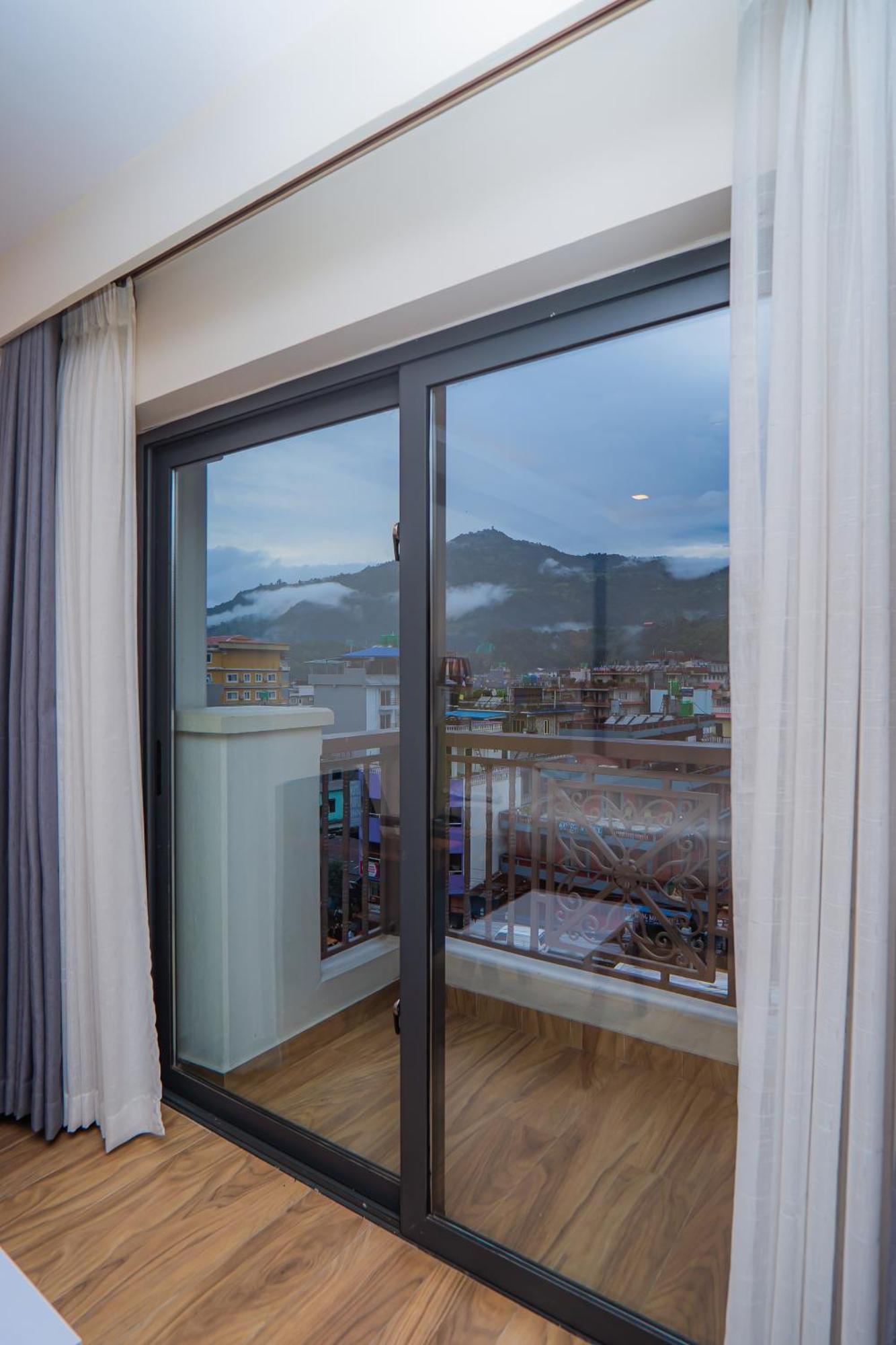Hotel Fewa Trip Pokhara Eksteriør bilde